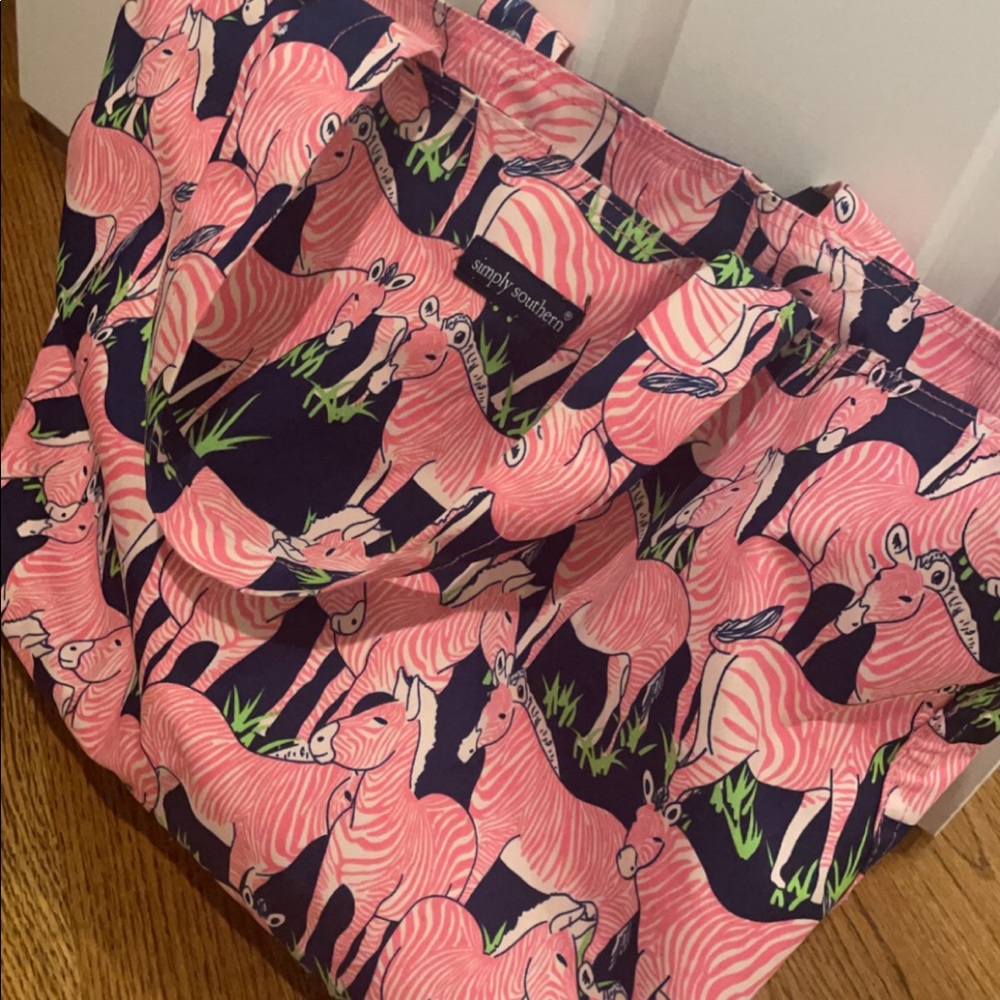 simply southern overnight travel bag wipe-off material